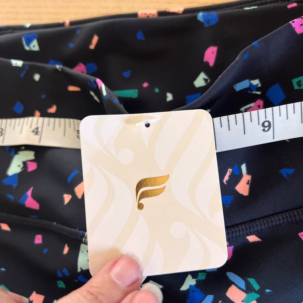 Fabletics Anywhere Motion365+ High-Waisted Legging size medium - Picture 8 of 11